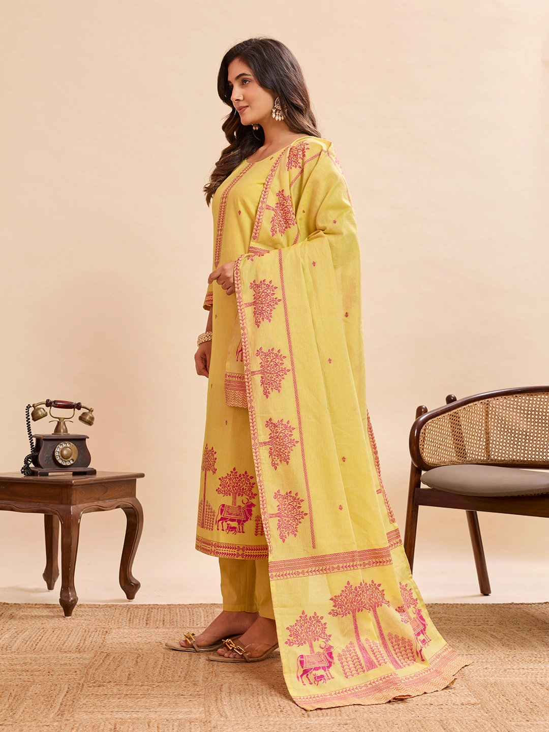 Yellow Printed Kurta Pant Dupatta Set for Women - Image 3