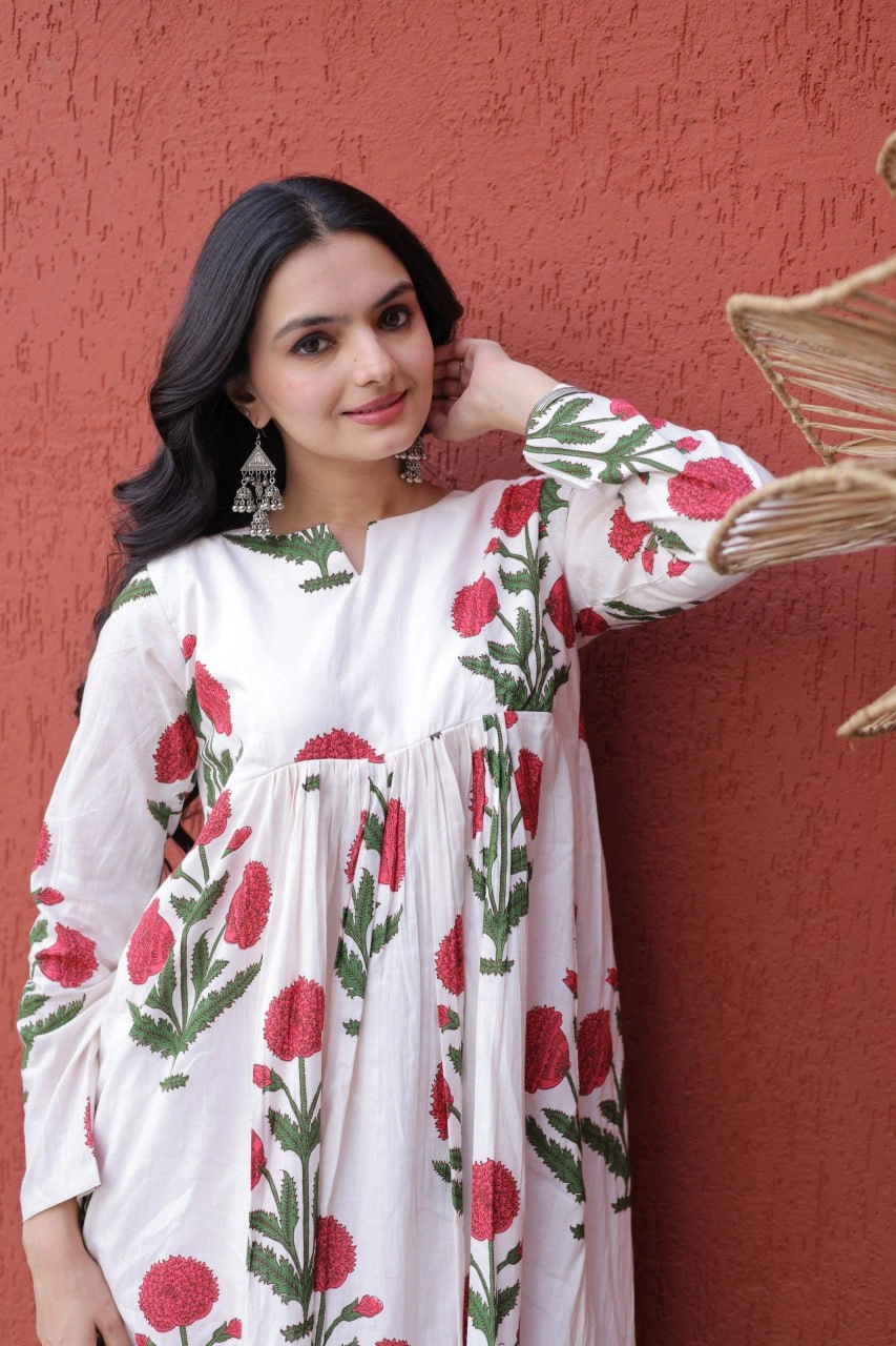 Stylish Printed Cotton Kurti with Pant for Women - Image 4