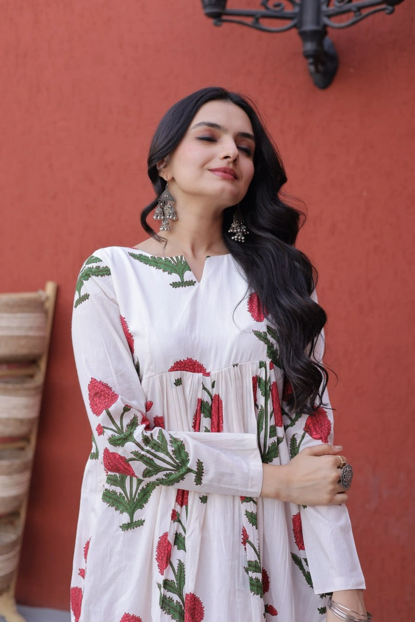 Stylish Printed Cotton Kurti with Pant for Women - Image 5