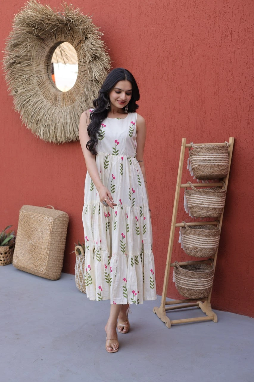 Women’s Sleeveless Printed Cotton Flared Kurti - Image 2