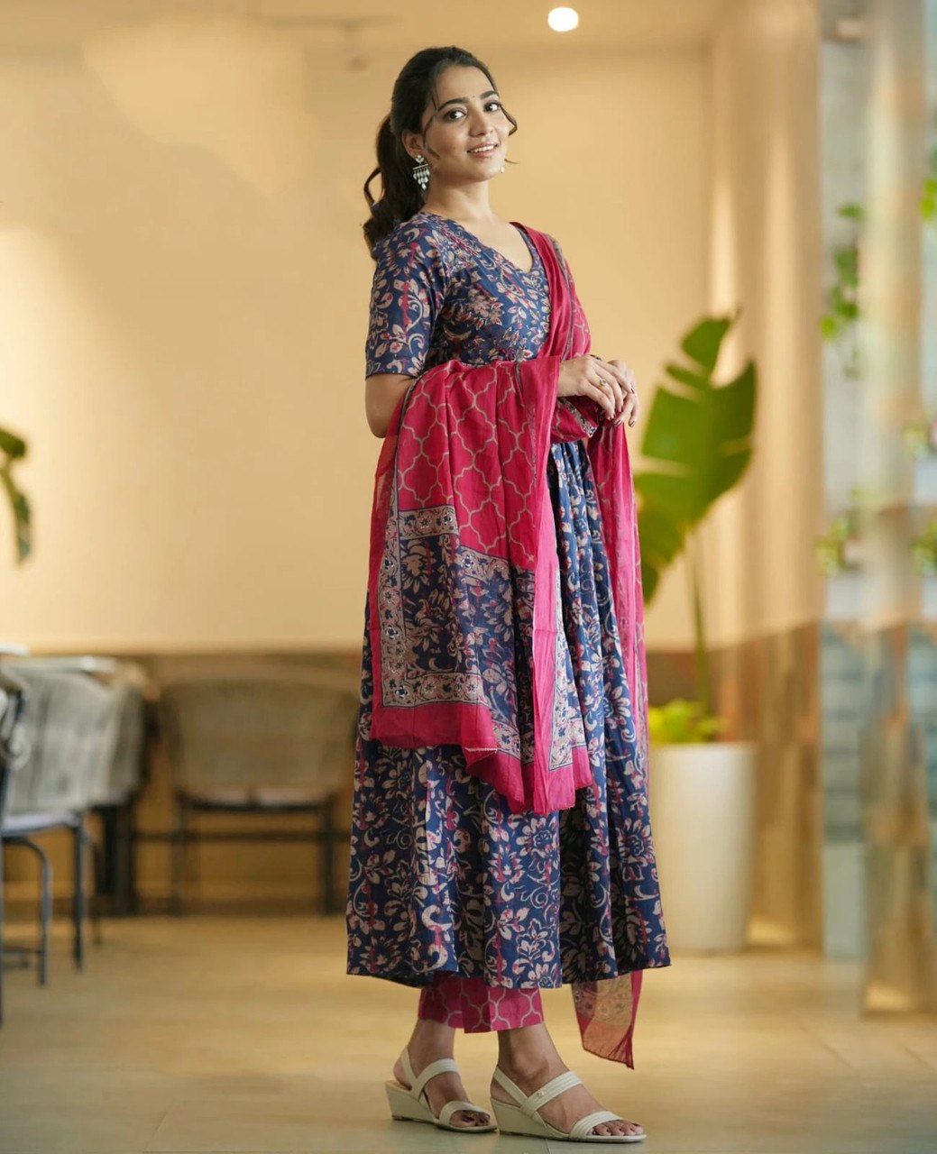 Printed Kurti NavyBlue - View 3 of 5